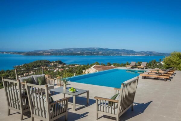 https://luxurykefaloniavillas.com/villas/villa-echos-lassi-kefalonia/